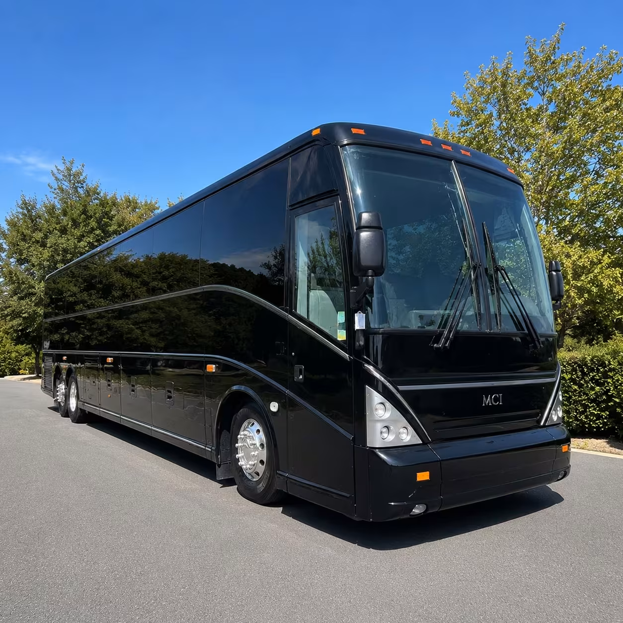 troy charter bus rentals for detroit sports games