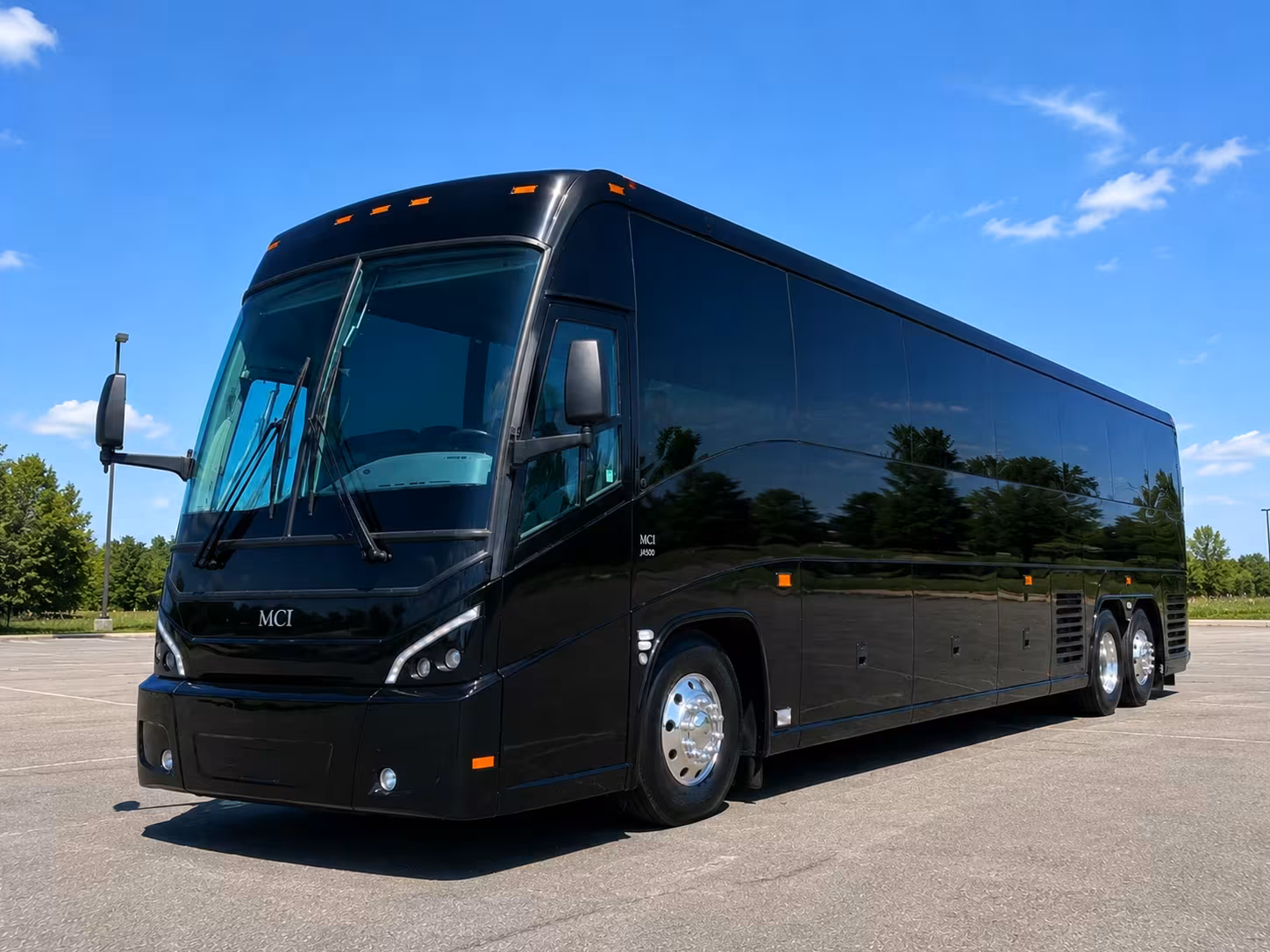 troy charter bus rentals to detroit lions and tigers games
